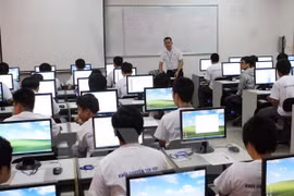 Một giờ Tin học. (Ảnh minh họa. Nguồn: TTXVN)