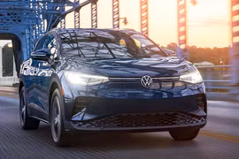 (Nguồn: caranddriver.com)