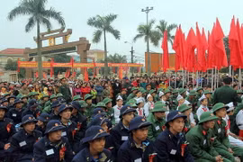 Ngày hội tiễn các tân binh lên đường nhập ngũ. (Ảnh: Công Tường/TTXVN)