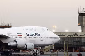 Máy bay Boeing 747 của Hãng Iran Air tại sân bay quốc tế Mehrabad ở Tehran. (Ảnh: AFP/TTXVN)