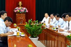 Lãnh đạo tỉnh làm việc cùng đại diện tổ chức JICA về công tác khảo sát đánh giá dự án cấp nước của Đồng Nai hồi tháng Hai vừa qua. (Nguồn: dongnai.gov.vn)