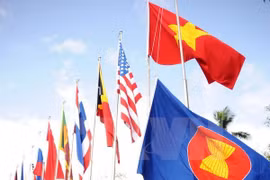 ông Lim Jock Hoi, Bộ trưởng Thương mại và Ngoại giao Brunei