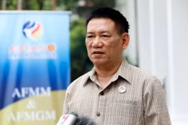 Bộ trưởng Tài chính Hồ Đức Phớc trả lời phỏng vấn. (Ảnh: Bá Thành/TTXVN)