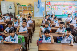 Giờ uống sữa học đường - "tiết học" với nhiều điều thú vị