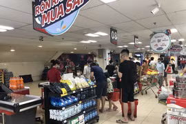 Nhiều sản phẩm sẽ có mức giảm giá tới 100% trong Tháng Khuyến mại Hà Nội. (Ảnh: Xuân Quảng/Vietnam+)