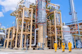 Người lao động dầu khí tại công trình khí GPP. (Ảnh: PV/Vietnam+)