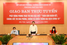 Ông Chu Ngọc Anh, Chủ tịch UBND thành phố Hà Nội họp về công tác phòng chống dịch COVID-19. (Ảnh: PV/Vietnam+)