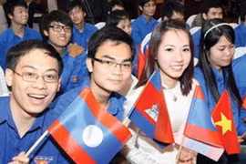 Thanh niên Việt Nam, Lào, Campuchia. (Nguồn: TTXVN)