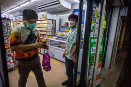 Một cửa hàng tiện ích ở Bangkok, Thái Lan. (Ảnh: AFP/TTXVN)