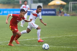Cầu thủ chạy cánh Huỳnh Sang của PVF (số 4) góp một bàn trong thắng lợi của U16 Việt Nam. (Ảnh: Minh Chiến/Vietnam+)