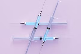 Hãng Pfizer lạc quan về kết quả thử nghiệm vaccine ngừa virus RSV
