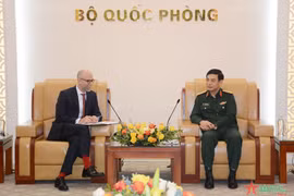 Tăng cường quan hệ hợp tác quốc phòng Việt Nam và Canada