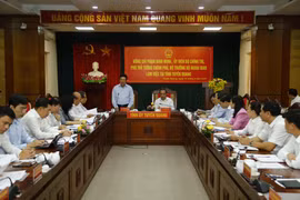  Phó Thủ tướng, Bộ trưởng Bộ Ngoại giao Phạm Bình Minh phát biểu tại buổi làm việc với lãnh đạo tỉnh Tuyên Quang. (Ảnh: Nam Sương/TTXVN)