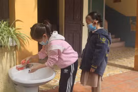 Học sinh trường Tiểu học Trần Phú (phường Phú Sơn, thành phố Thanh Hóa). (Ảnh: Hoa Mai/TTXVN)