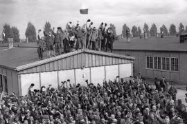 [Photo] Hình ảnh châu Âu được giải phóng khỏi ách phátxít năm 1945