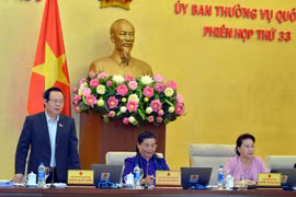 Phó Chủ tịch Quốc hội Phùng Quốc Hiển phát biểu. (Ảnh: Trọng Đức/TTXVN)