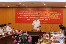 Đại tướng Tô Lâm, Ủy viên Bộ Chính trị, Bộ trưởng Bộ Công an, Phó Trưởng Ban chỉ đạo Trung ương về phòng, chống tham nhũng phát biểu tại buổi làm việc. (Ảnh: Phương Hoa/TTXVN)