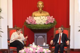 Ủy viên Bộ Chính trị, Bí thư Trung ương Đảng, Trưởng Ban Kinh tế Trung ương Nguyễn Văn Bình tiếp bà Marise Payne - Bộ trưởng Ngoại giao Australia. (Ảnh: Phương Hoa/TTXVN)
