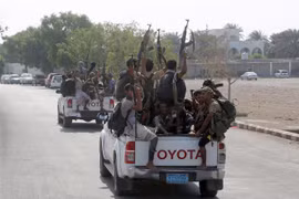 Phiến quân Houthi tại thành phố cảng Hodeidah, Yemen ngày 29/12/2018. (Ảnh: AFP/TTXVN)