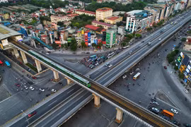 Tuyến tàu điện đường sắt trên cao Cát Linh-Hà Đông. (Ảnh: Tuấn Anh/TTXVN)