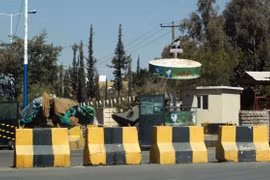 Yemen: Phiến quân Houthi chiếm dụng xe của Đại sứ quán Mỹ 