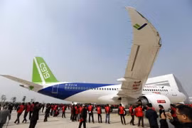 Máy bay C919 của Trung Quốc. (Ảnh: AFP/TTXVN)