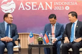 Thủ tướng Campuchia Hun Manet gặp người đồng cấp Malaysia Anwar Ibrahim.(Nguồn: Freshnewsasia) 