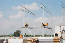 Hoàn thiện hạ tầng tại khu công nghiệp Sông Khoai (thị xã Quảng Yên, Quảng Ninh). (Ảnh: Thanh Vân/TTXVN) 