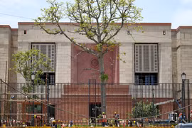Tòa nhà Quốc hội mới được xây dựng tại trung tâm thủ đô New Delhi, Ấn Độ, ngày 26/5/2023. (Ảnh: AFP/TTXVN)