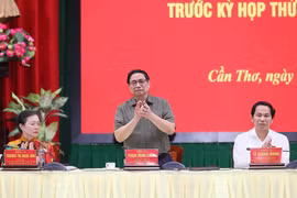 Chiều 14/10/2023, Thủ tướng Phạm Minh Chính và Đoàn đại biểu Quốc hội thành phố Cần Thơ tiếp xúc cử tri Cần Thơ trước Kỳ họp thứ sáu, Quốc hội khóa XV. (Ảnh: Dương Giang/TTXVN)