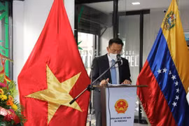 Đại sứ Lê Viết Duyên phát biểu tại lễ kỷ niệm. (Ảnh: Đại sứ quán Việt Nam tại Venezuela)