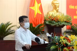 Bí thư Thành ủy Đà Nẵng, Trưởng ban Chỉ đạo công tác bầu cử thành phố Đà Nẵng Nguyễn Văn Quảng phát biểu tại Hội nghị. (Ảnh: Quốc Dũng/TTXVN)