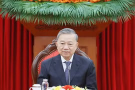 Tổng Bí thư Tô Lâm điện đàm với Tổng Bí thư, Chủ tịch nước Lào Thongloun Sisoulith. (Ảnh: Thống Nhất/ TTXVN)