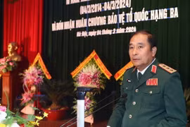 Thượng tướng Phùng Sĩ Tấn được bổ nhiệm lại giữ chức Phó Tổng Tham mưu trưởng Quân đội Nhân dân Việt Nam. (Ảnh: Trọng Đức/TTXVN)