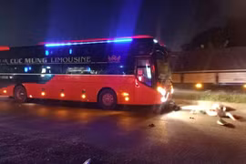 Hiện trường xảy ra vụ tai nạn khiến 3 người tử vong ở xã Ninh An (huyện Hoa Lư, tỉnh Ninh Bình). (Nguồn: Người dân cung cấp)