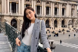 Hoa hậu Lương Thùy Linh trên đường phố Paris. (Ảnh: NVCC)