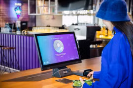 SOJO Hotels ở Việt Nam đã ứng dụng công nghệ cao trong hầu hết các hoạt động vận hành. (Ảnh: CTV/Vietnam+)