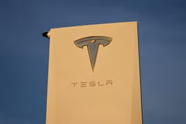 Giám đốc điều hành Tesla Elon Musk hiện sở hữu 13,4% cổ phần của hãng. (Ảnh: AFP/TTXVN)