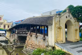 Cầu ngói Thượng Nông bắc qua sông Ngọc ở xã Bình Minh, huyện Nam Trực, tỉnh Nam Định. (Ảnh: Bích Hằng/Vietnam+) 