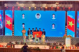 Đội tuyển Olympic Vật lý Việt Nam xuất sắc giành 2 Huy chương Vàng, 3 Huy chương Bạc tại Olympic Vật lý quốc tế. (Ảnh: Báo Đại biểu nhân dân)