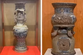 Bảo vật Quốc gia Bộ chân đèn và lư hương gốm men thời Mạc trưng bày tại Bảo tàng tỉnh Nam Định. (Ảnh: Bích Hằng/Vietnam+)
