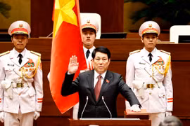 Chủ tịch nước CHXHCN Việt Nam Lương Cường tuyên thệ trước Quốc hội và đồng bào cử tri cả nước. (Ảnh: TTXVN)