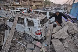 Hiện trường một vụ nổ tại quận Sadr City ở thủ đô Baghdad, Iraq. (Nguồn: AFP/TTXVN)