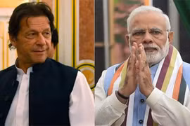 Thủ tướng Pakistan Imran Khan (trái) và người đồng cấp Ấn Độ Narendra Modi. (Nguồn: thenews.com.pk)