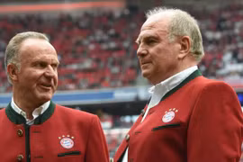 Cựu Chủ tịch Bayern Munich Uli Höness: "Tôi không thể buông bỏ..."