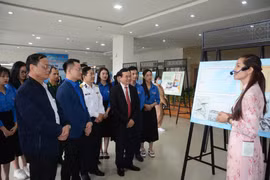 Đà Nẵng: Khai mạc triển lãm 'Tuổi trẻ với biển đảo quê hương'
