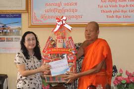 Hội đồng Dân tộc của Quốc hội chúc Tết Chôl Chnăm Thmây tại Bạc Liêu
