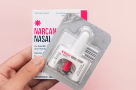 Mỹ cho phép bán thuốc Narcan mà không cần bác sỹ kê đơn