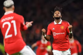 Ngược dòng hạ Barcelona, M.U thẳng tiến vòng 1/8 Europa League