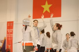 Đội tuyển Đấu kiếm Việt Nam nỗ lực tập luyện cho SEA Games 32